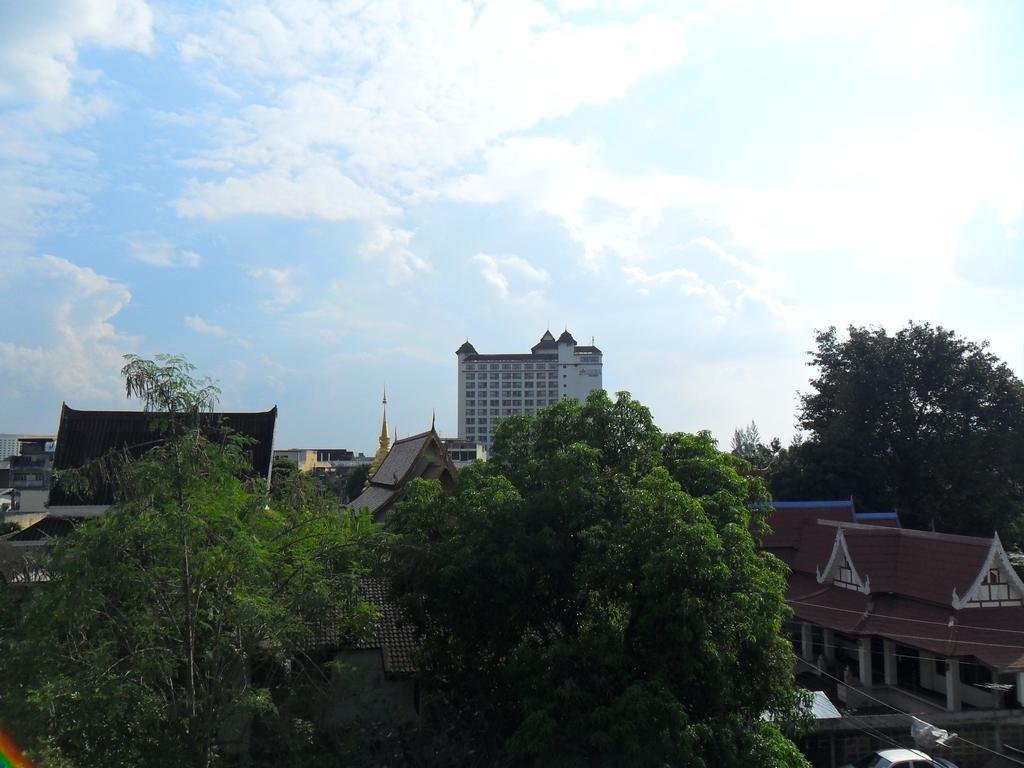 Chiangmai Inn Guesthouse Chiang Mai Exterior foto